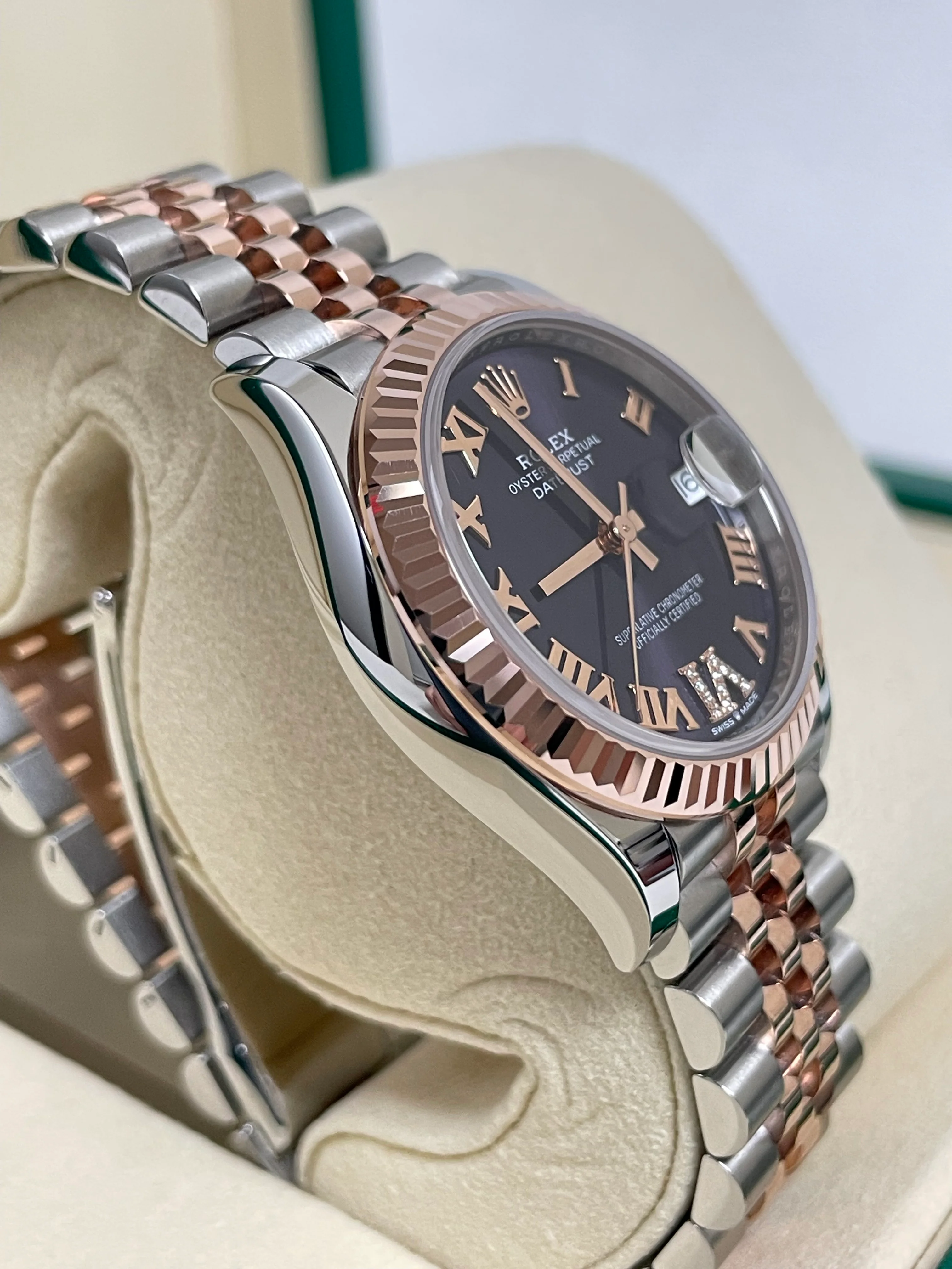 Rolex Datejust 31mm - Steel and Gold Pink Gold - Fluted Bezel - Jubilee - Image 3
