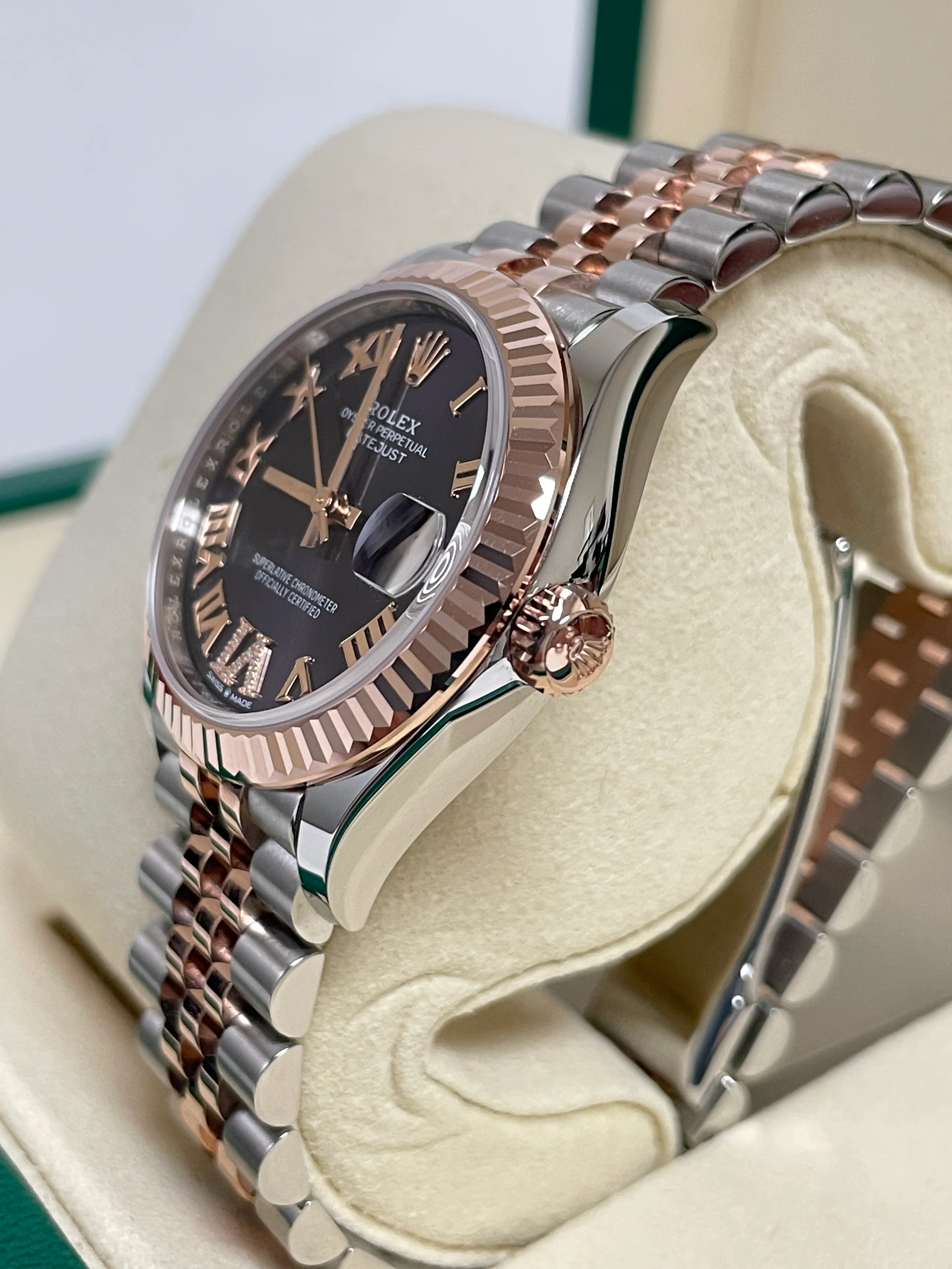Rolex Datejust 31mm - Steel and Gold Pink Gold - Fluted Bezel - Jubilee - Image 4